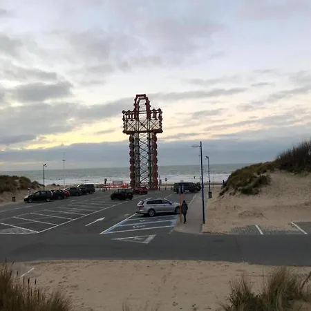 By St Andre Dunes And Sea, Cleaning Included 아파트 *